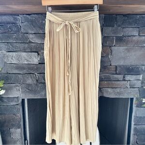 Zara Beige Pleated Wide Leg Pants